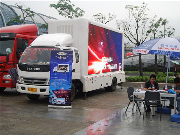 ���̰���